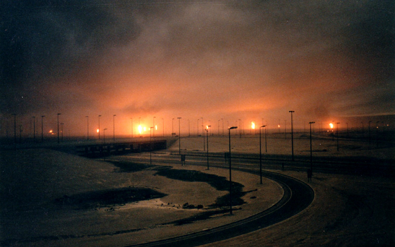 Kuwait oil fires 10 am!!